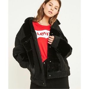 🚨LAST CHANCE🚨 LEVI’S • Faux Fur and Borg Patchwork Jacket